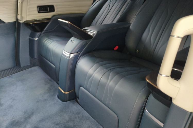 Used Buick Century 2023 2.0T Four-Seat Private Edition Left Rear Seat