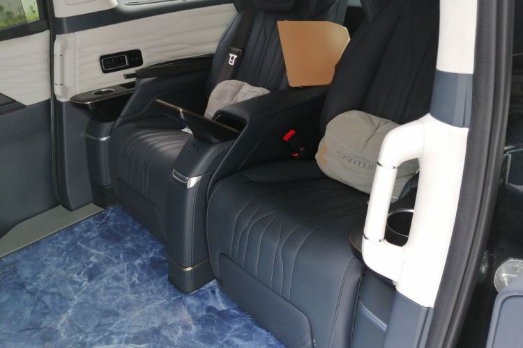 Used Buick Century 2023 2.0T Four-Seat Elegance Edition Left Rear Seat