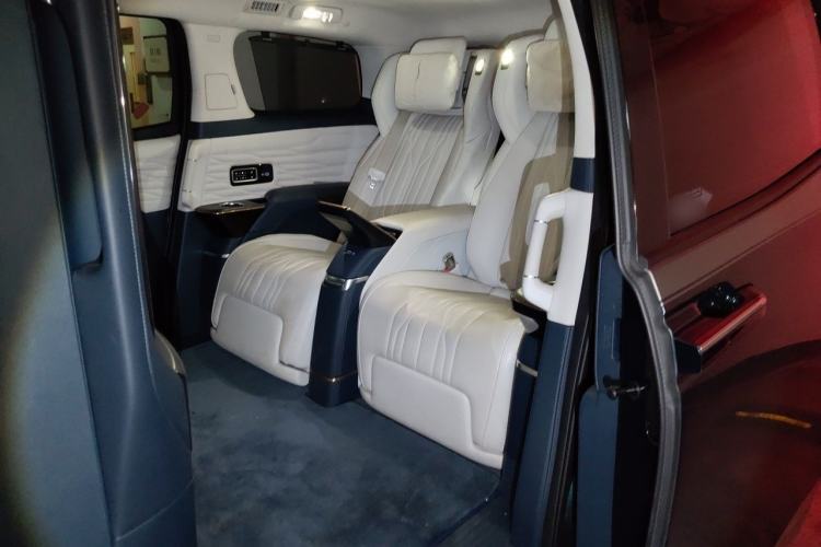 Used Buick Century 2023 2.0T Four-Seat Private Edition Left Rear Seat