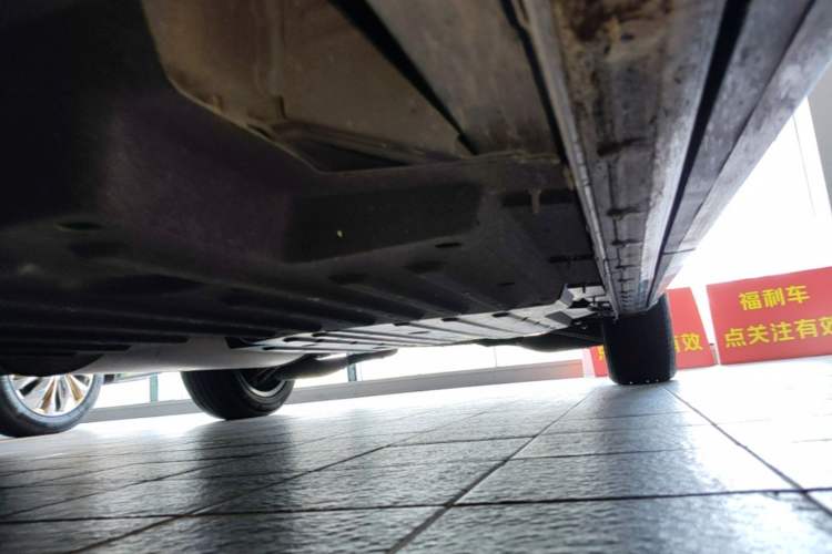 Used Buick Century 2023 2.0T Four-Seat Elegance Edition Left Side Sill