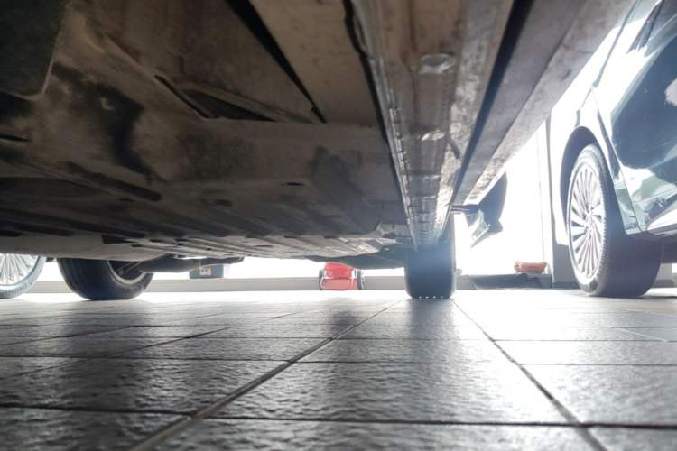 Used Buick Century 2023 2.0T Four-Seat Private Edition Left Side Sill