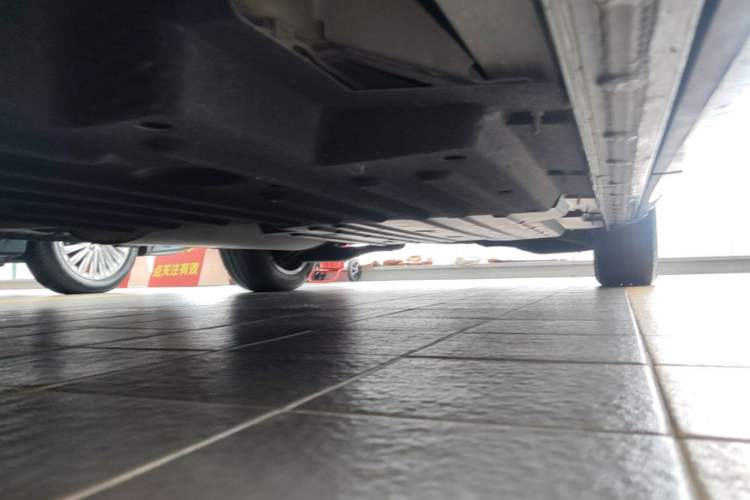 Used Buick Century 2023 2.0T Four-Seat Private Edition Left Side Sill