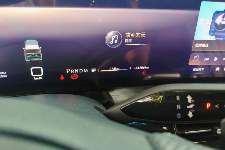 Used Buick Century 2023 2.0T Four-Seat Private Edition Odometer Close Up