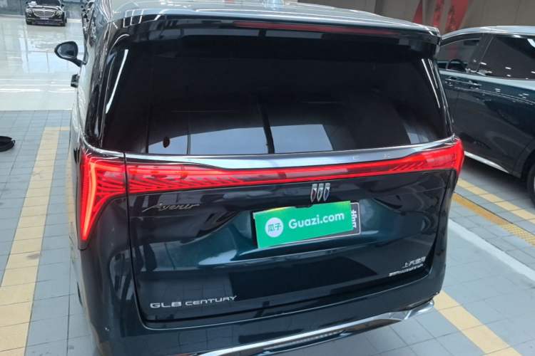 Used Buick Century 2023 2.0T Four-Seat Private Edition Rear