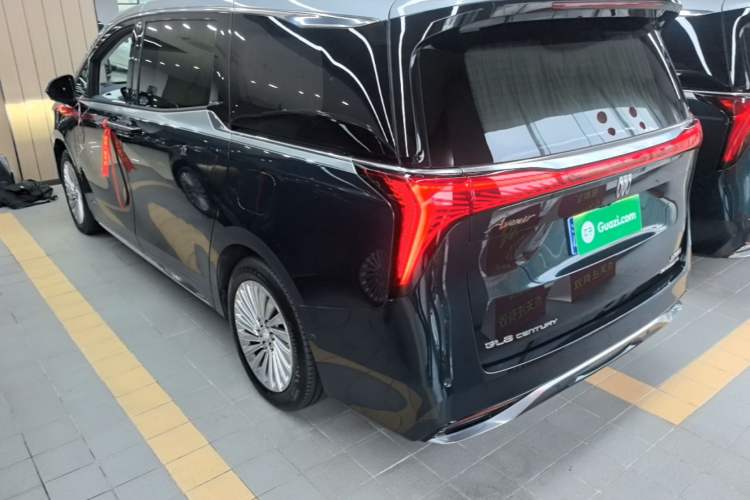 Used Buick Century 2023 2.0T Four-Seat Private Edition Rear Left 45 Deg
