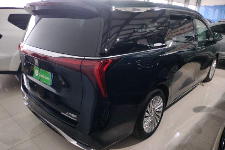 Used Buick Century 2023 2.0T Four-Seat Private Edition Rear Right 45 Deg
