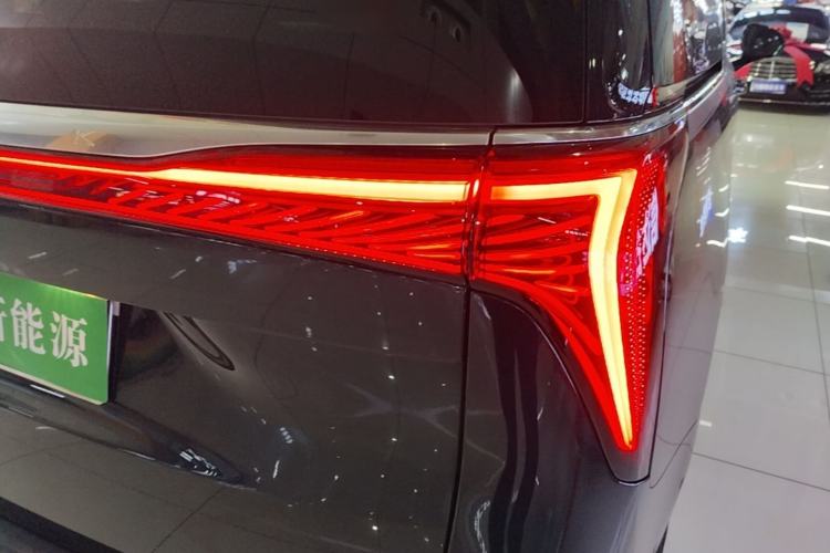 Used Buick Century 2023 2.0T Four-Seat Private Edition Right Rear Taillight