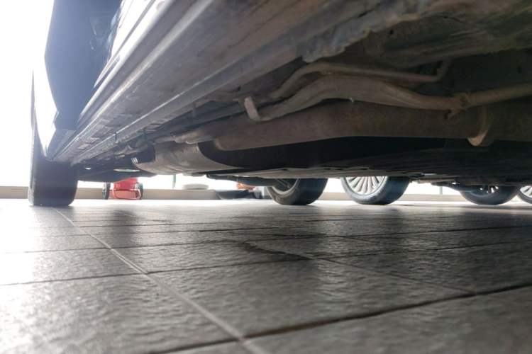Used Buick Century 2023 2.0T Four-Seat Private Edition Right Side Sill