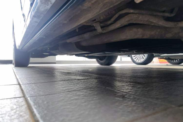 Used Buick Century 2023 2.0T Four-Seat Private Edition Right Side Sill