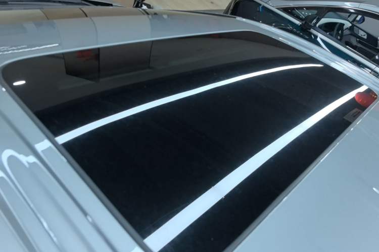 Used Buick Century 2023 2.0T Four-Seat Private Edition Roof