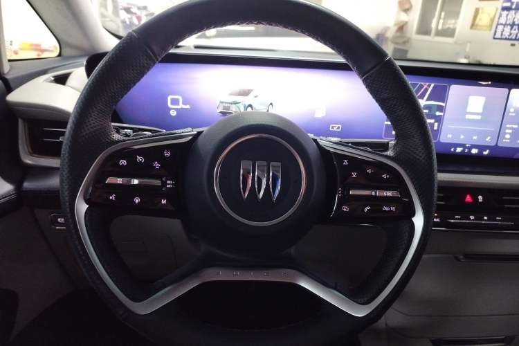 Used Buick Century 2023 2.0T Four-Seat Private Edition Steering Wheel