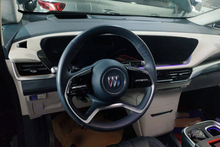 Used Buick Century 2023 2.0T Four-Seat Private Edition Steering Wheel