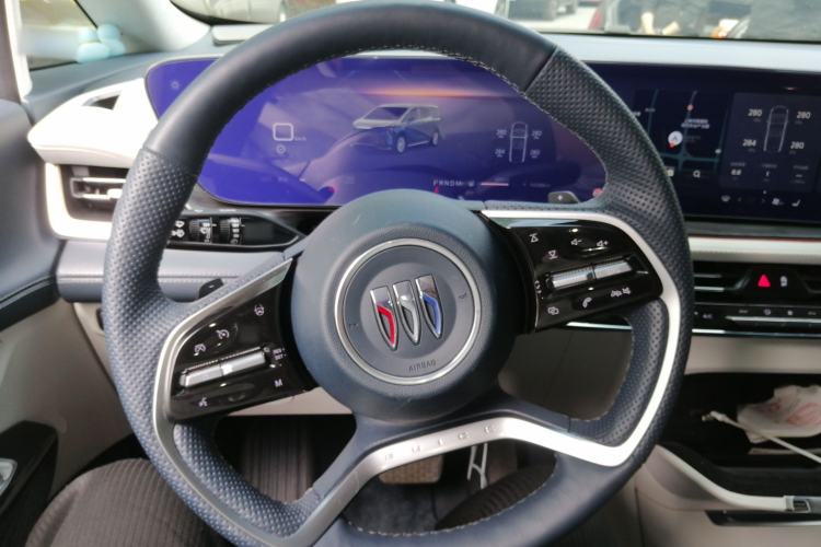 Used Buick Century 2023 2.0T Four-Seat Elegance Edition Steering Wheel