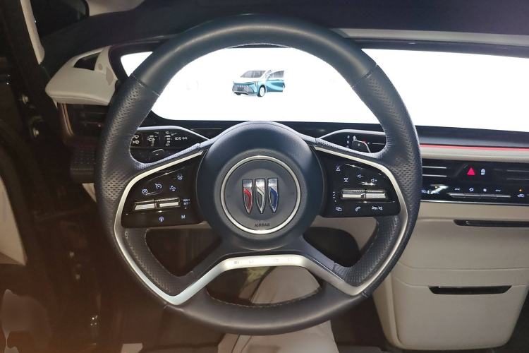 Used Buick Century 2023 2.0T Four-Seat Private Edition Steering Wheel