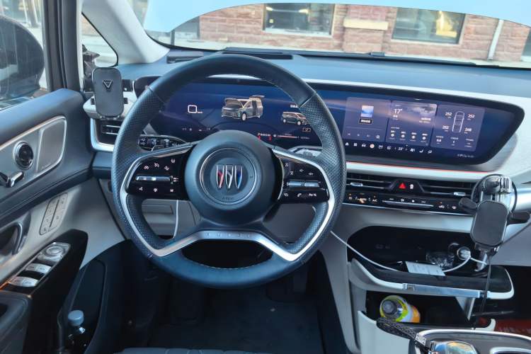 Used Buick Century 2023 2.0T Four-Seat Private Edition Steering Wheel