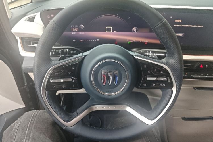Used Buick Century 2023 2.0T Four-Seat Private Edition Steering Wheel