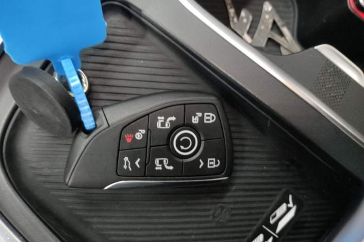 Used Buick Century 2023 2.0T Four-Seat Elegance Edition Vehicle Key