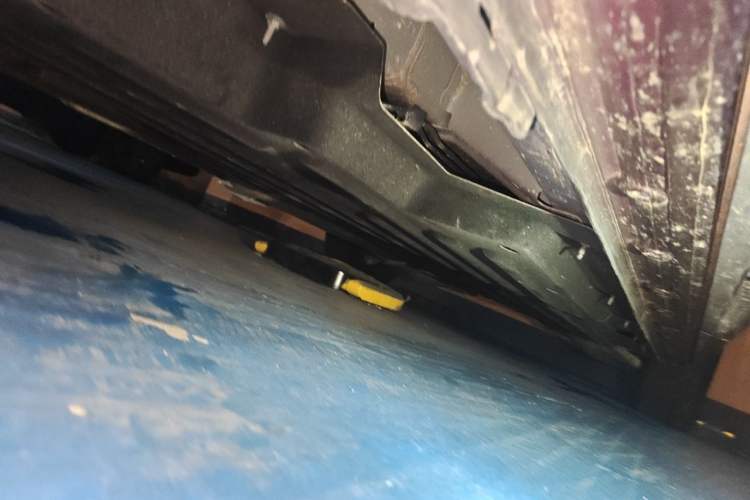 Used Buick Century 2023 2.0T Six-Seater Yinshi Edition Chassis Front Left