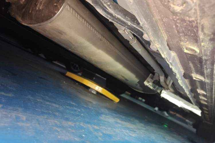 Used Buick Century 2023 2.0T Six-Seater Yinshi Edition Chassis Rear Right