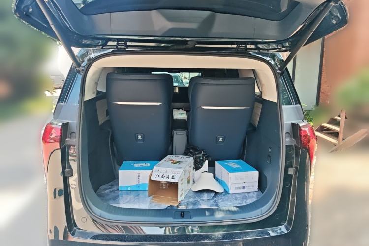 Used Buick Century 2023 2.0T Four-Seat Private Edition Trunk