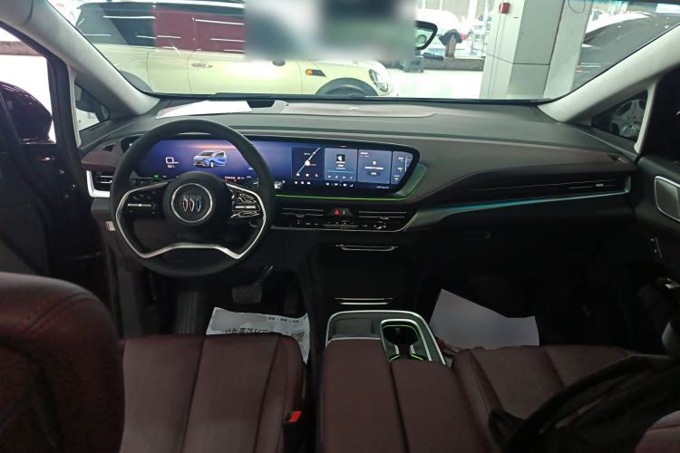 Used Buick Century 2023 2.0T Six-Seater Yinshi Edition Center Console