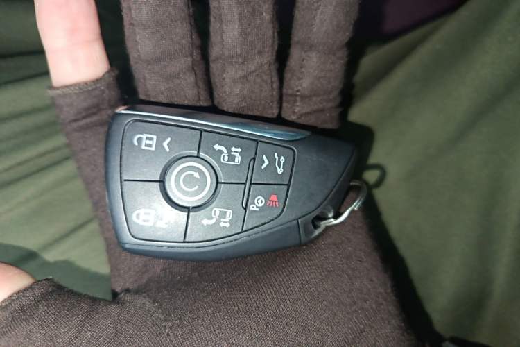 Used Buick Century 2023 2.0T Six-Seater Yinshi Edition Interior 1