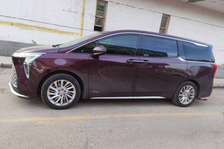 Used Buick Century 2023 2.0T Six-Seater Yinshi Edition Left Side
