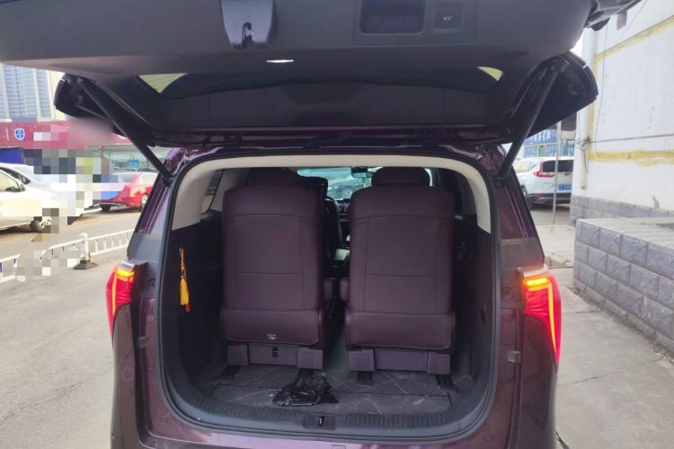 Used Buick Century 2023 2.0T Six-Seater Yinshi Edition Trunk