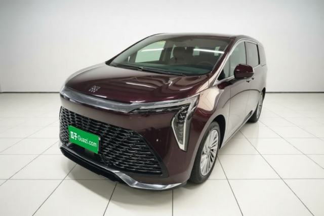 Buick Century 2023 2.0T Six-Seater Yinshi Edition usado