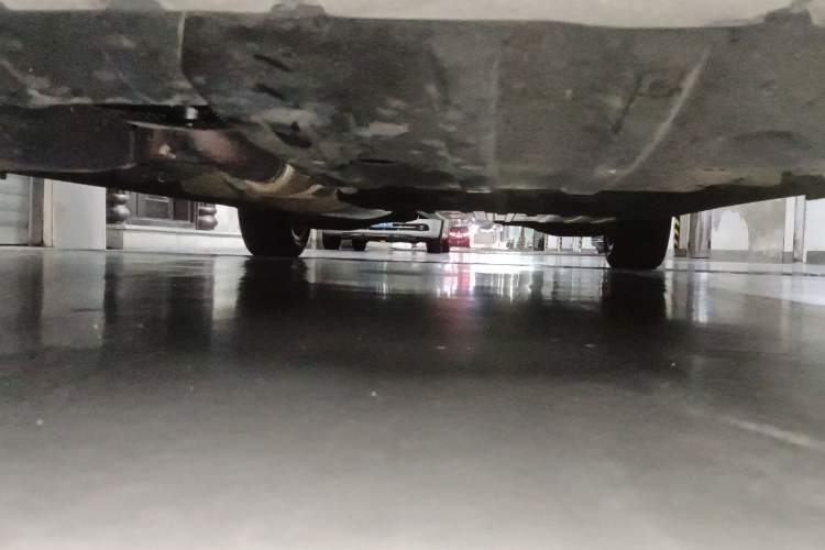 Used Buick Century 2023 2.0T Six-Seater Yinshi Edition Chassis Front