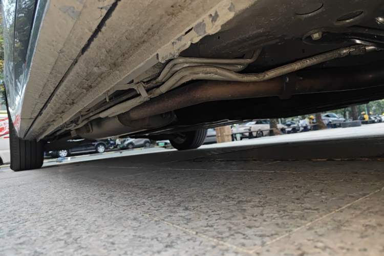 Used Buick Century 2023 2.0T Six-Seater Yinshi Edition Chassis Front Right
