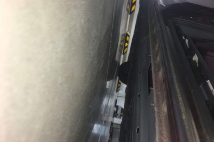 Used Buick Century 2023 2.0T Six-Seater Yinshi Edition Chassis Rear Left