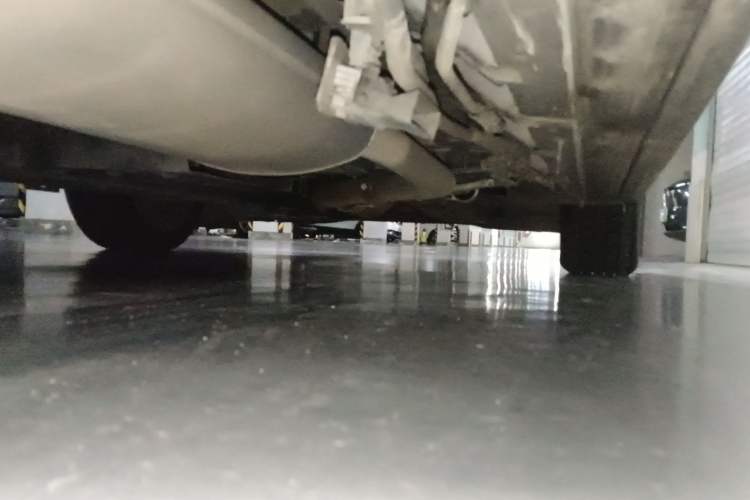 Used Buick Century 2023 2.0T Six-Seater Yinshi Edition Chassis Rear Right