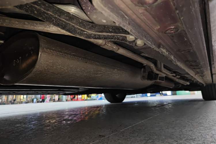 Used Buick Century 2023 2.0T Six-Seater Yinshi Edition Chassis Rear Right