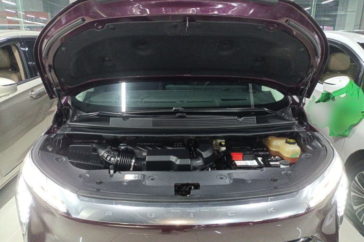 Used Buick Century 2023 2.0T Six-Seater Yinshi Edition Engine Bay