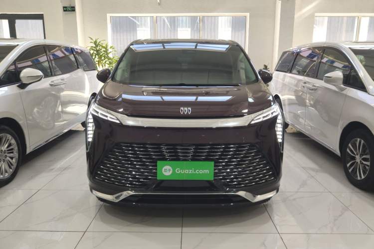 Used Buick Century 2023 2.0T Six-Seater Yinshi Edition Front