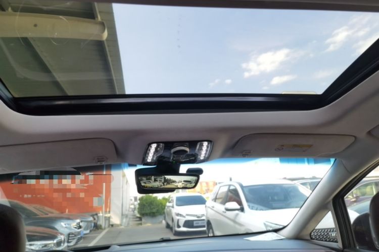 Used Buick Century 2023 2.0T Six-Seater Yinshi Edition Headliner