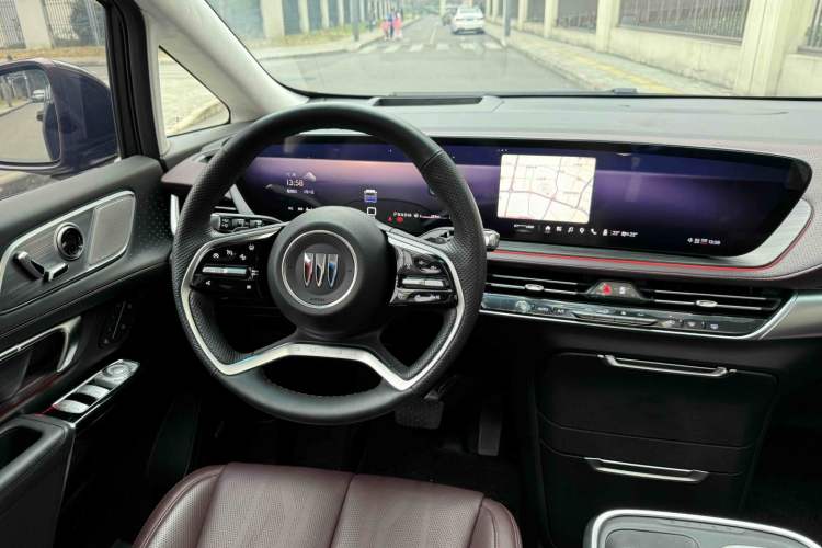 Used Buick Century 2023 2.0T Seven-Seater Yinshi Edition Interior 1