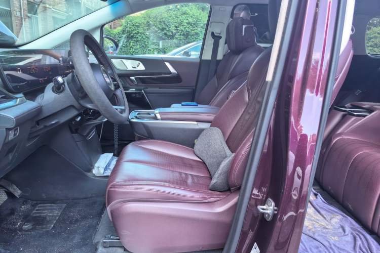 Used Buick Century 2023 2.0T Six-Seater Yinshi Edition Left Front Seat
