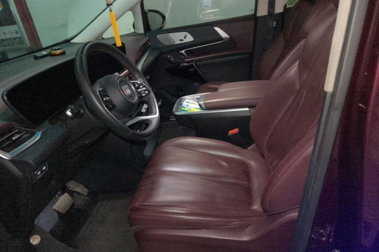 Used Buick Century 2023 2.0T Six-Seater Yinshi Edition Left Front Seat