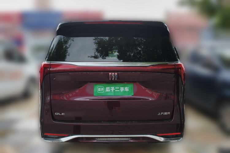 Used Buick Century 2023 2.0T Six-Seater Yinshi Edition Rear