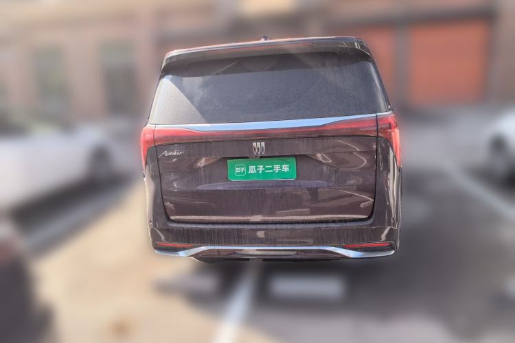 Used Buick Century 2023 2.0T Six-Seater Yinshi Edition Rear