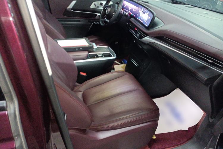 Used Buick Century 2023 2.0T Six-Seater Yinshi Edition Right Front Seat