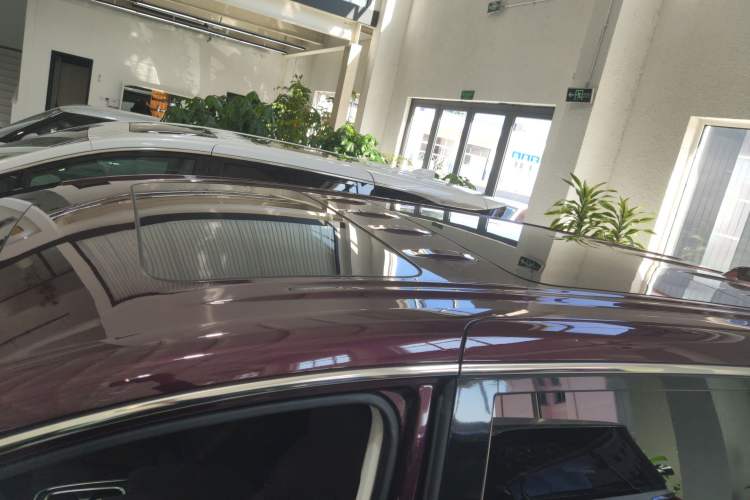 Used Buick Century 2023 2.0T Six-Seater Yinshi Edition Roof