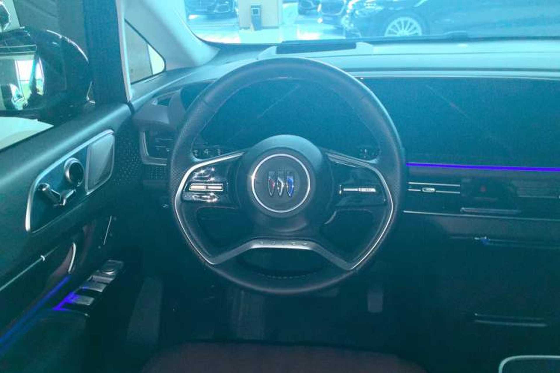 Used Buick Century 2023 2.0T Six-Seater Yinshi Edition Steering Wheel