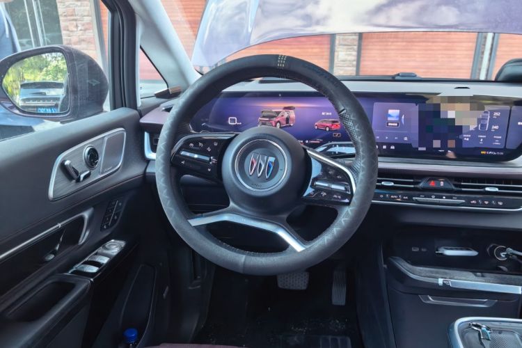 Used Buick Century 2023 2.0T Six-Seater Yinshi Edition Steering Wheel