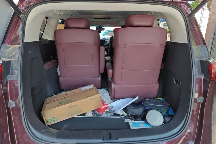 Used Buick Century 2023 2.0T Six-Seater Yinshi Edition Trunk