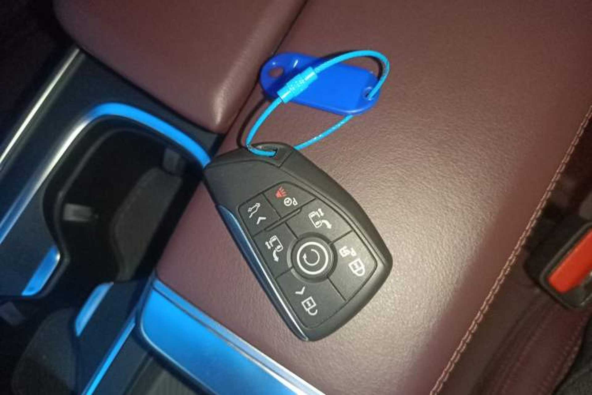 Used Buick Century 2023 2.0T Seven-Seater Yinshi Edition Vehicle Key
