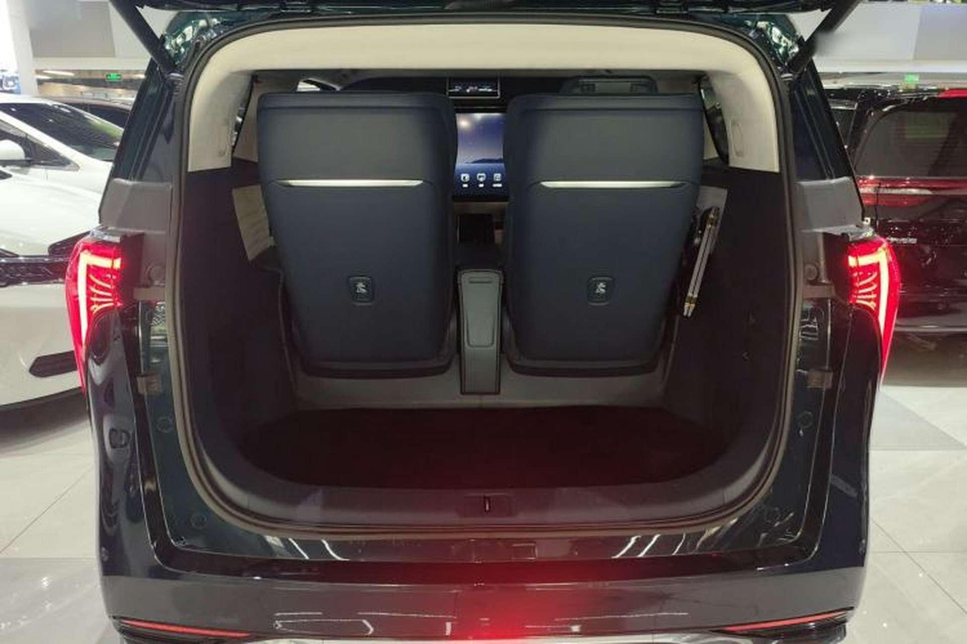 Used Buick Century 2023 2.0T Four-Seat Private Edition Trunk