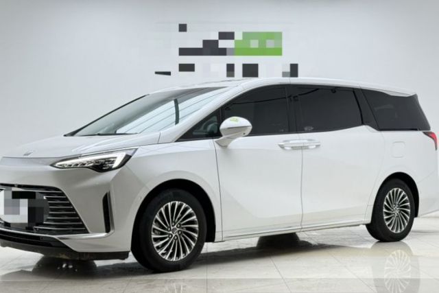 Used Buick Century 2023 2.0T Seven-Seater Deluxe Edition
